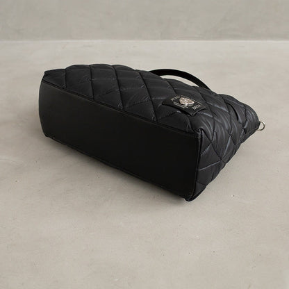 超軽量な新時代のビジネスボストン｜アルマディロ