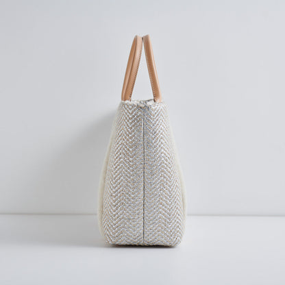 （四季）｜季節を超えて楽しめるA4バッグ